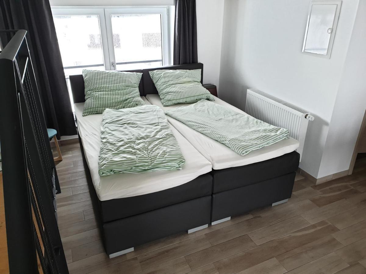 Beim Hooch "Christ" Apartment Brucktal Екстериор снимка
